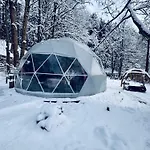 Forrest Glamp Mimo Luxusní stan *