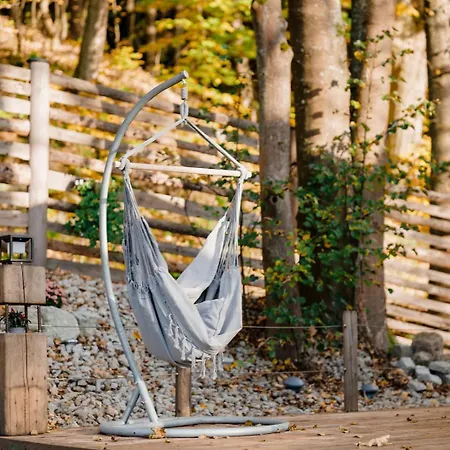 Luxury tent Forrest Glamp Mimo Jablonne v Podjestedi